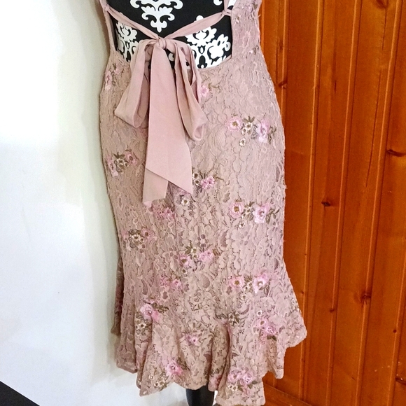 Sexy Lace floral pink backless dress - Picture 7 of 15